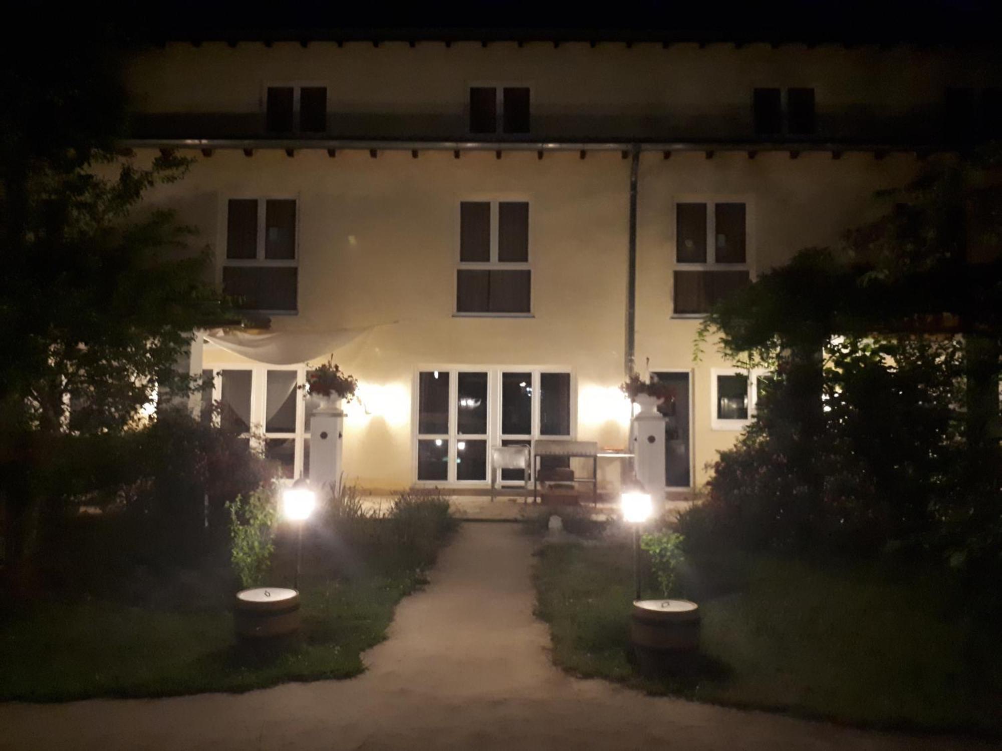Mediterran Hotel Juwel Karlstein am Main Esterno foto