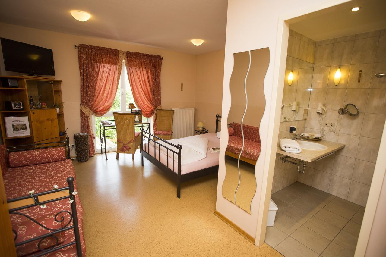 Mediterran Hotel Juwel Karlstein am Main Esterno foto